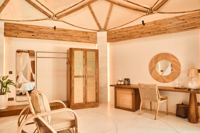Junior Suite with Garden View