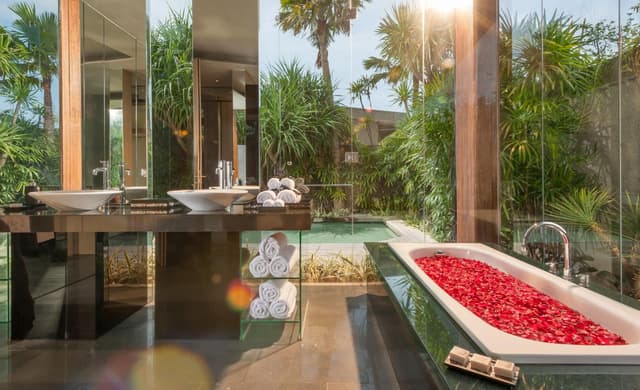 One Bedroom Pool Villa with Free Spa