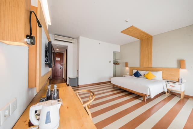 Premiere Triple Room