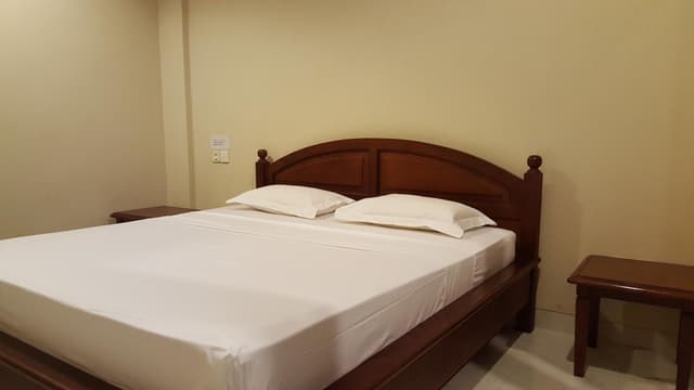 Double or Twin Room with Air-Conditioning