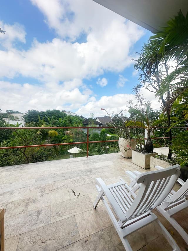 Junior Suite with Garden View