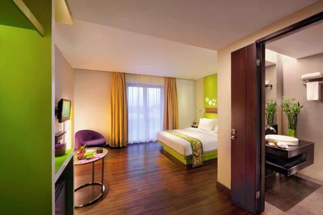 Deluxe Queen Room