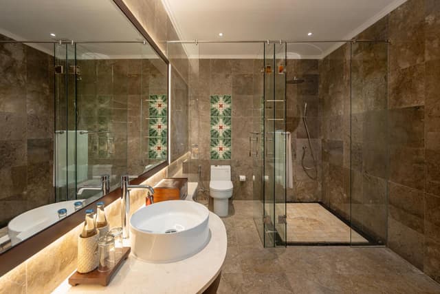 Grand Deluxe Room