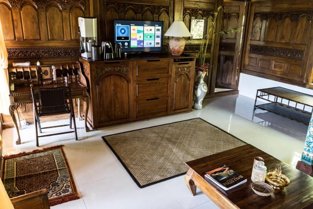 Deluxe Suite with Valley View