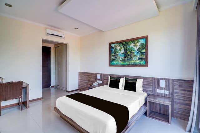 Junior Suite with Balcony
