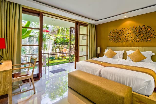 Deluxe Garden View Room