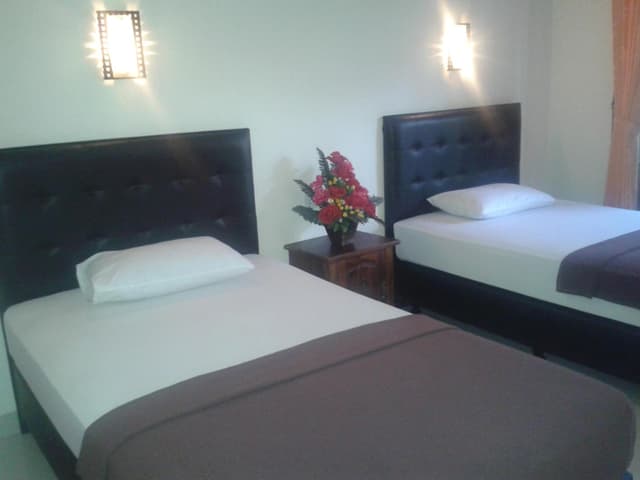 Standard Double Room with Hot Water