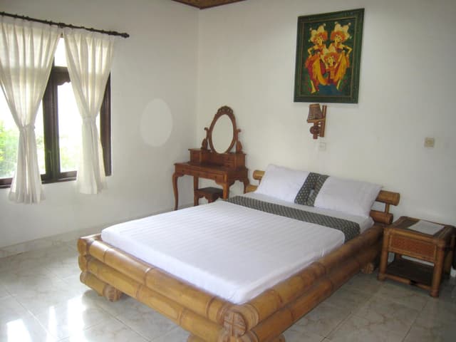 One-Bedroom Bungalow