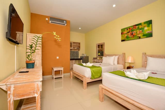 Standard Twin Room