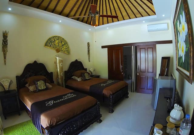 Twin Room with Pool View