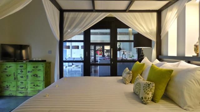 Villa with Private Pool
