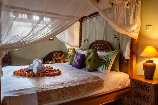Deluxe King Room with Garden View