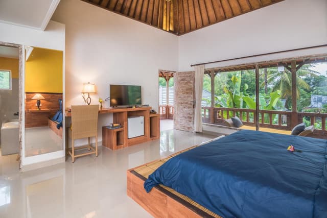 One-Bedroom Bungalow