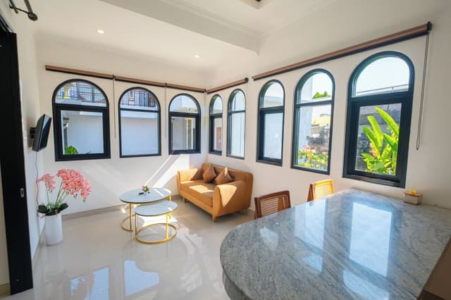 Deluxe Apartment