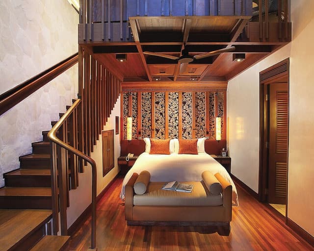 One Bedroom Duplex Suite