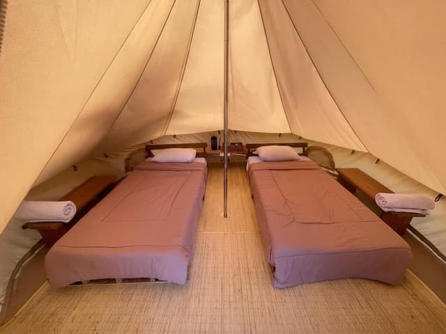 Classic Tent, 2 Twin Beds