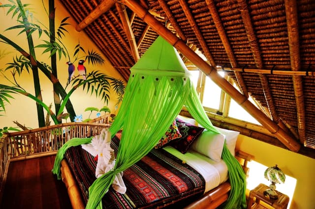 Deluxe Room, Pool View, Mezzanine