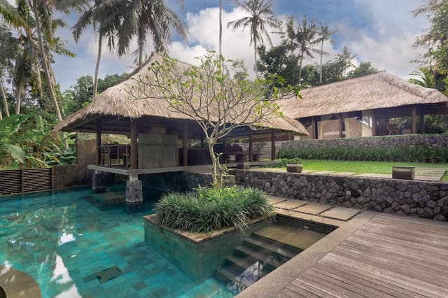 One Bedroom Honeymoon Suite Pool Villa with Free Benefit