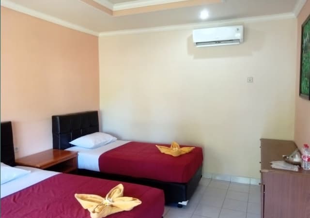 Standard Room, Partial Sea View