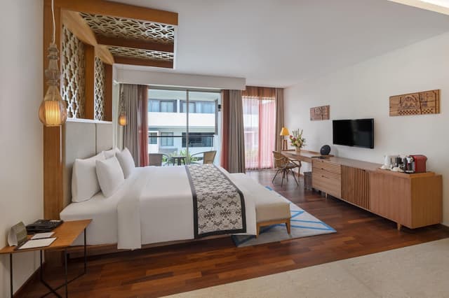 Suite, 1 Bedroom, Garden View