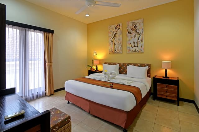 Superior 2-Bedroom Apartment