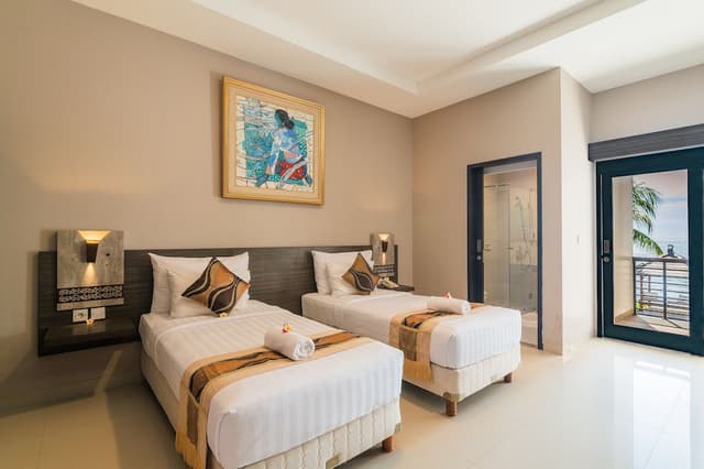 Deluxe Sea View Or Pool Twin