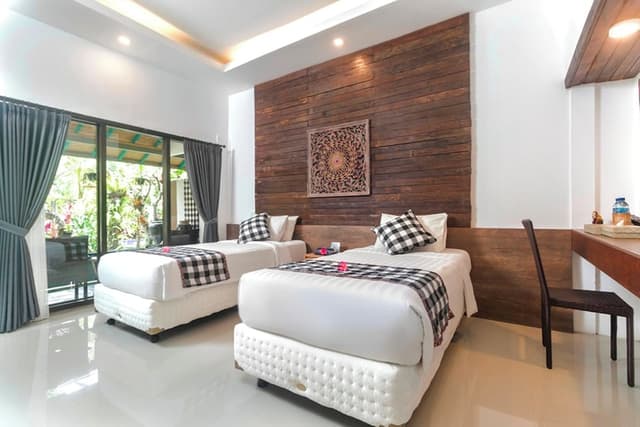 4-Bedroom Adjacent Deluxe