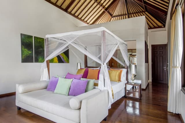 Luxury Villa, 4 Bedrooms