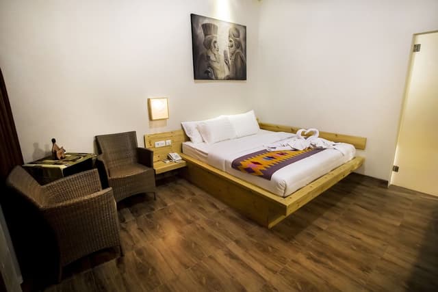 Deluxe Family Room