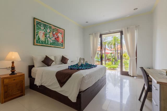 Standard Double Room, Pool View