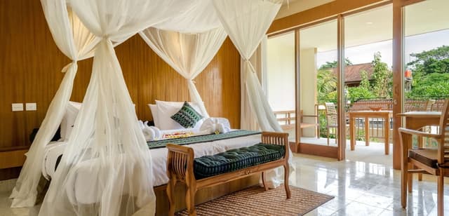 Sapodilla Suite Room with Balcony