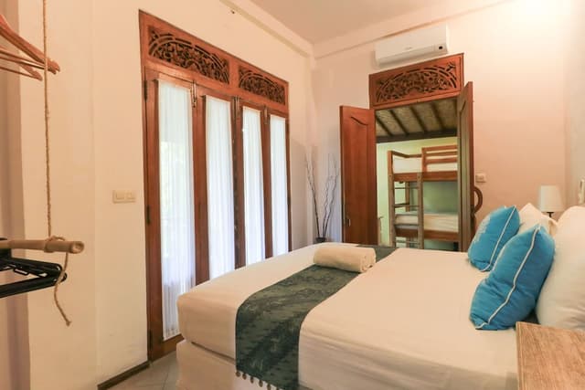 2 Bedroom