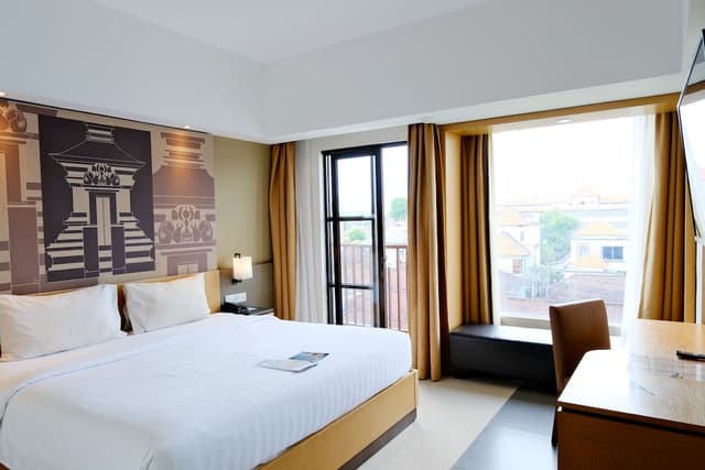 Deluxe Executive with City View Free Balinese Culture Experience