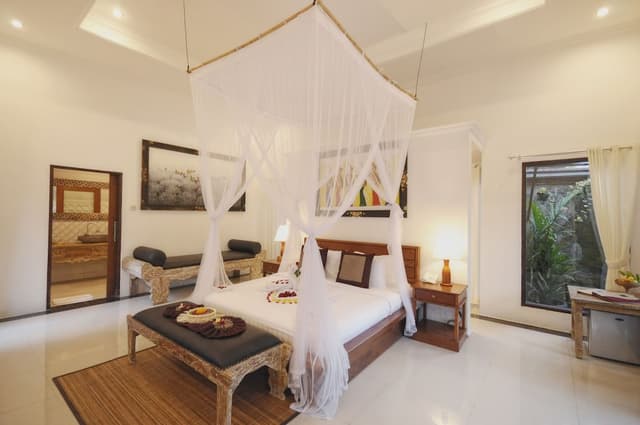 Signature Villa, 1 King Bed, Terrace, Pool View