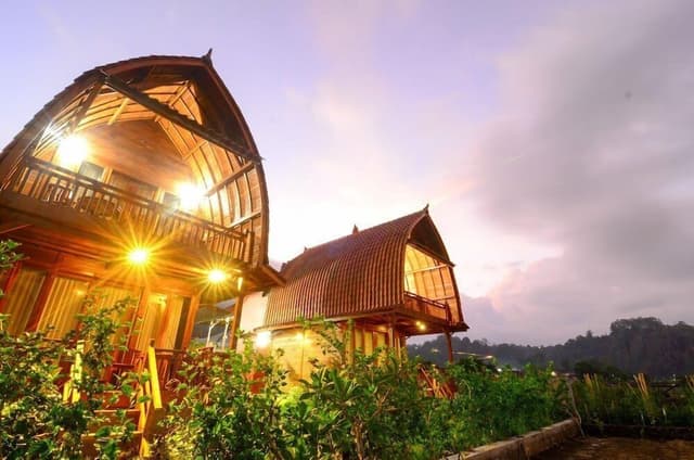 Deluxe Bungalow
