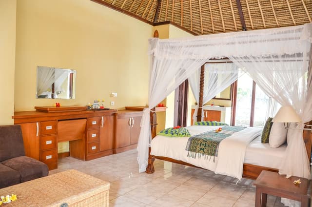 Family Room, Private Pool