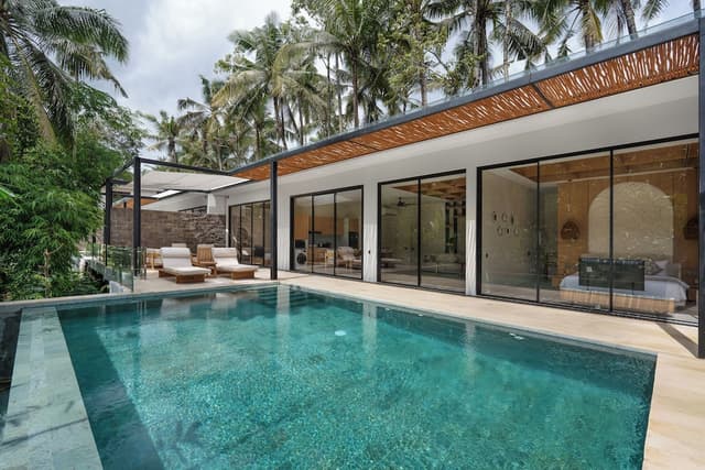 Comfort Villa, Pool View