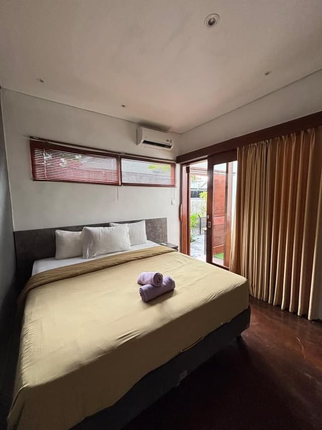 Deluxe Studio