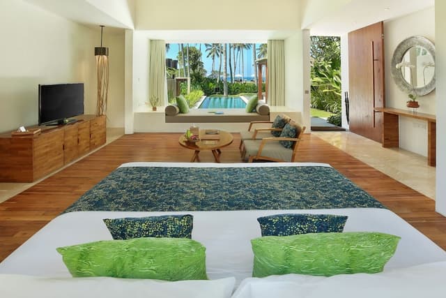 Luxury Villa, Pool View