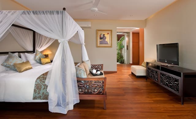 Luxury Villa, 3 Bedrooms, Pool View