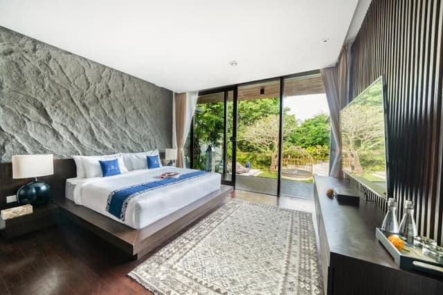 Family Suite, 2 Bedrooms, Pool View