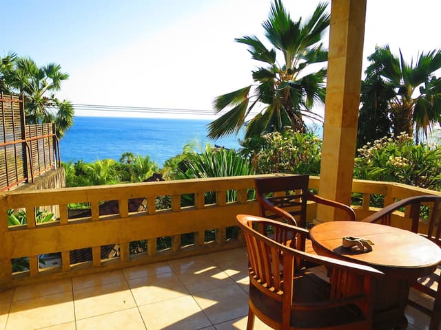 Classic Triple Room, Sea View