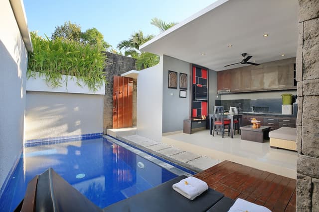 Free Floating Breakfast at One Bedroom Pool Villas