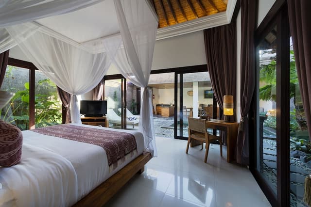One-Bedroom Villa with Private Pool - King Bed