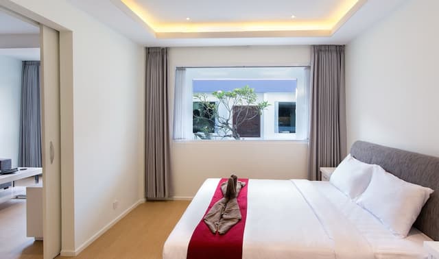Superior Room, Pool View