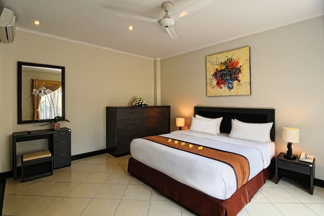 Family Three-Bedroom Pool View Suite