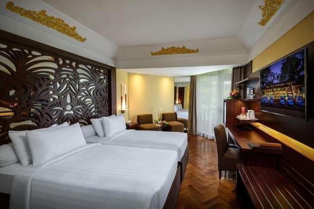 Club Twin Room, Balcony, Garden View