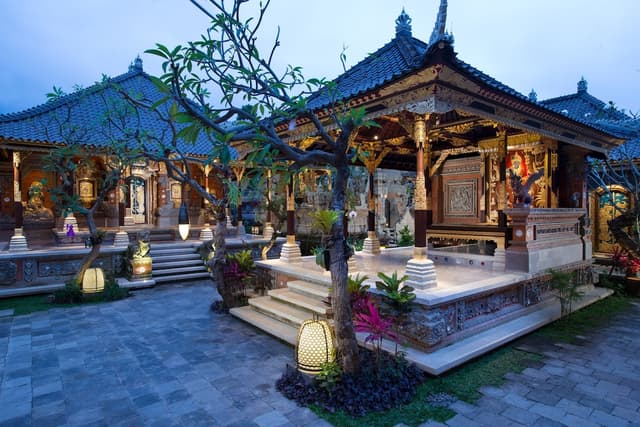 Puri Taman Sukawati Room