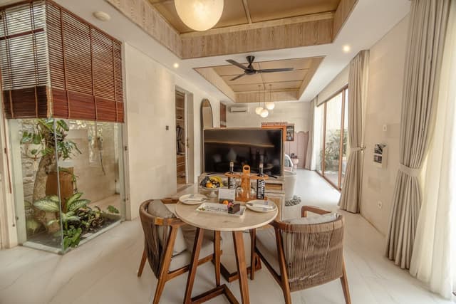 Royal 1 Bedroom Villa with Private Pool & Bathtub - Free Benefit