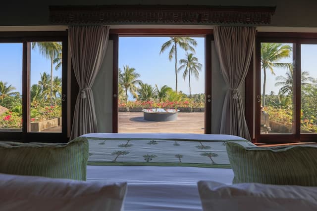 Villa as 5 bedrooms (max 14 people)